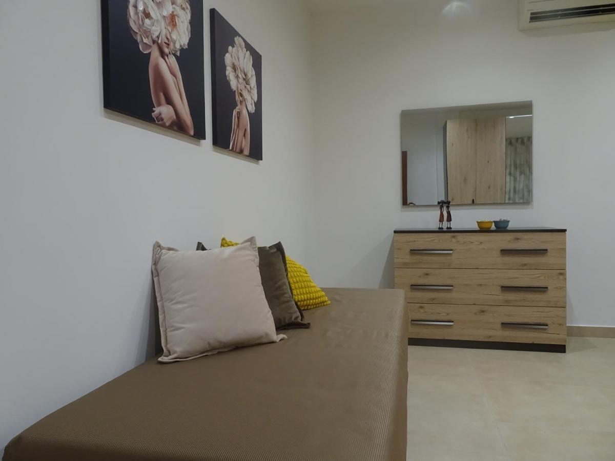 Ferienwohnung A Casa Di Pako Salerno Exterior foto